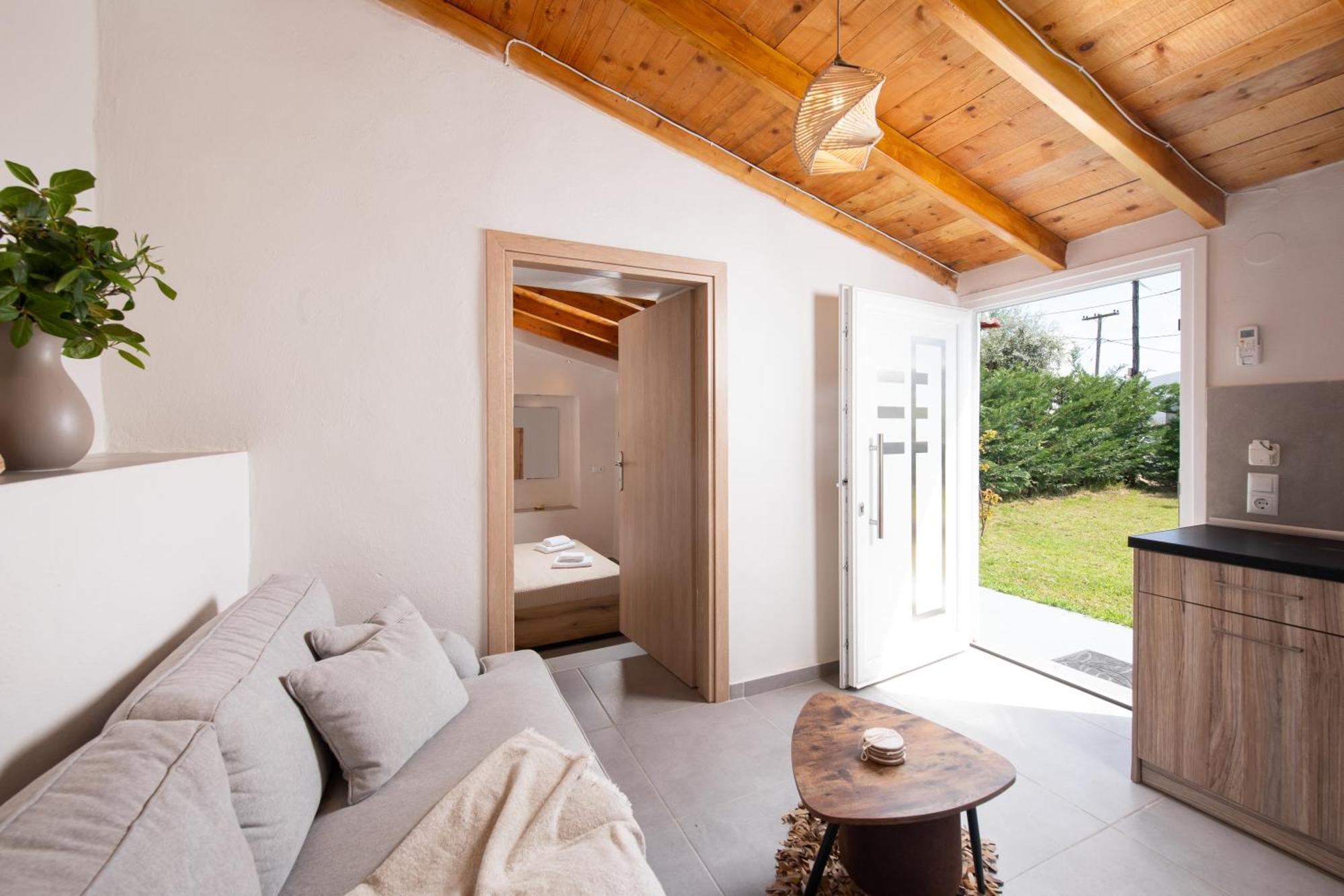 לימנריה Kentrikon Rooms III & Mint House מראה חיצוני תמונה